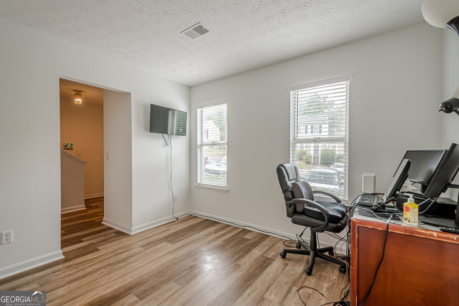 Doraville, Georgia 30340, United States, 2 Bedrooms Bedrooms, ,3 BathroomsBathrooms,Residential,Active,230720