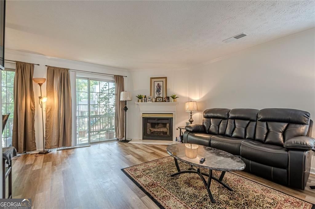 3403 Spring Harbour DR