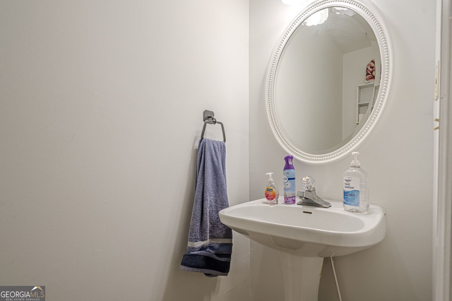 Doraville, Georgia 30340, United States, 2 Bedrooms Bedrooms, ,3 BathroomsBathrooms,Residential,Active,230720