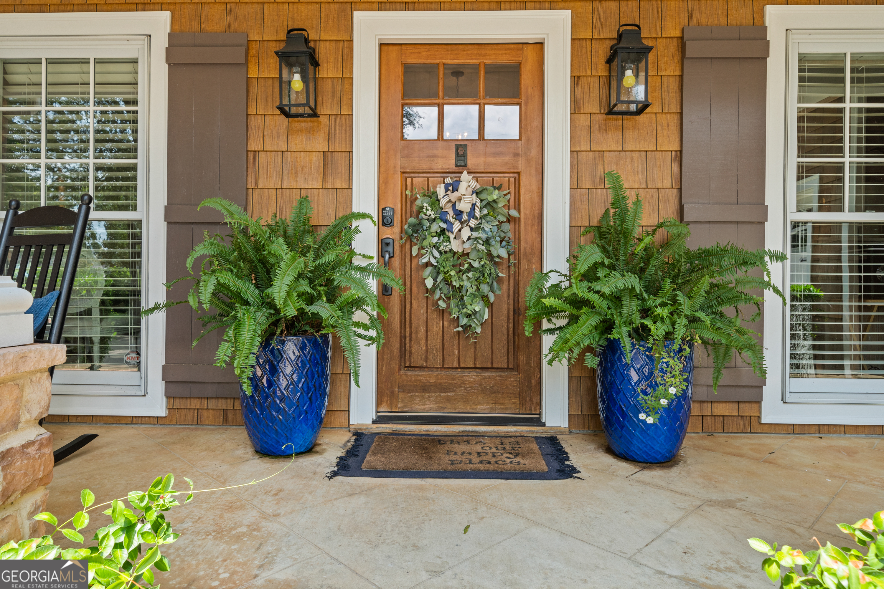 245 Lakeshore CIR