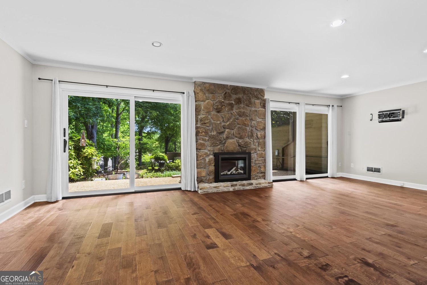 4254 D'Youville TRCE