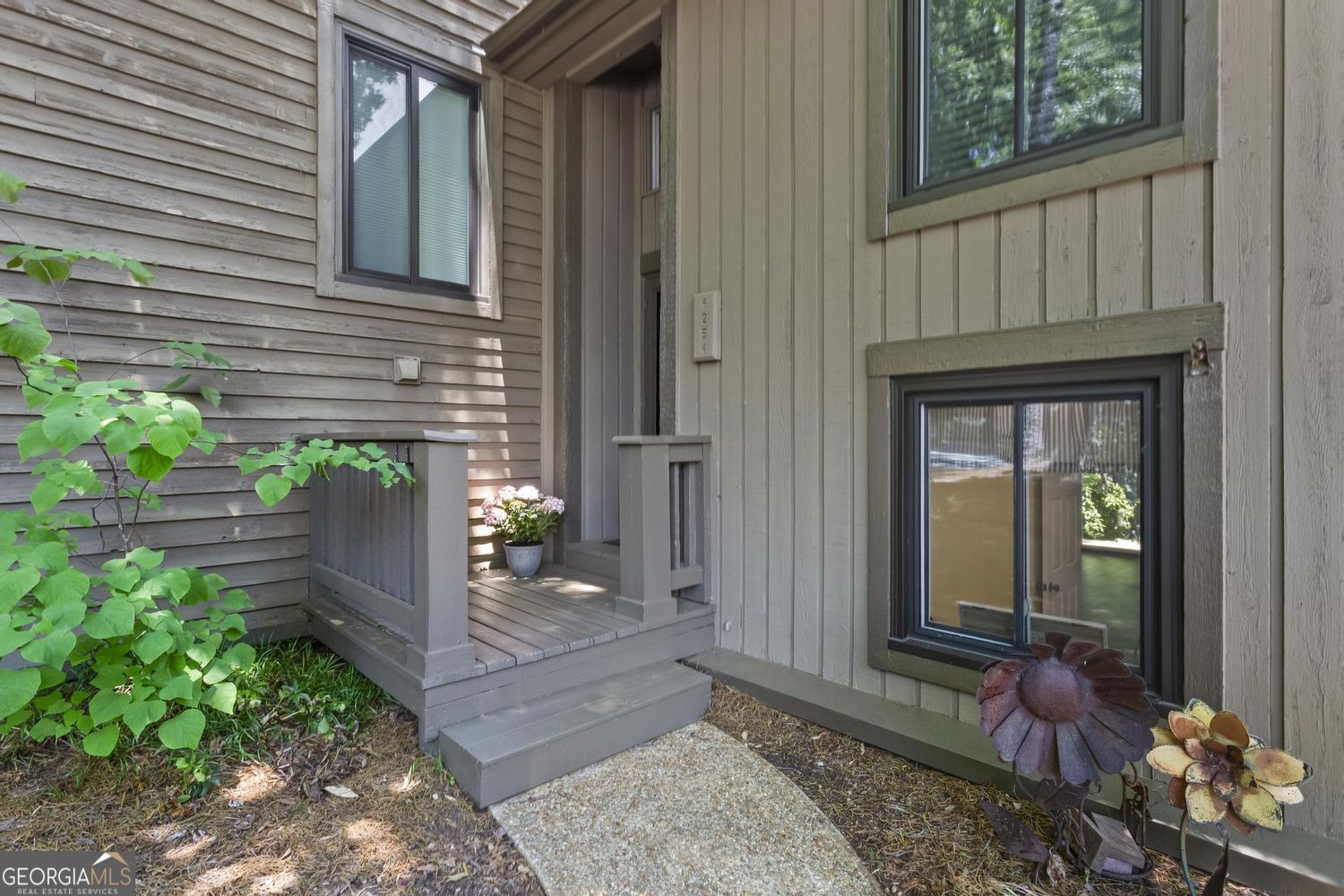 4254 D'Youville TRCE