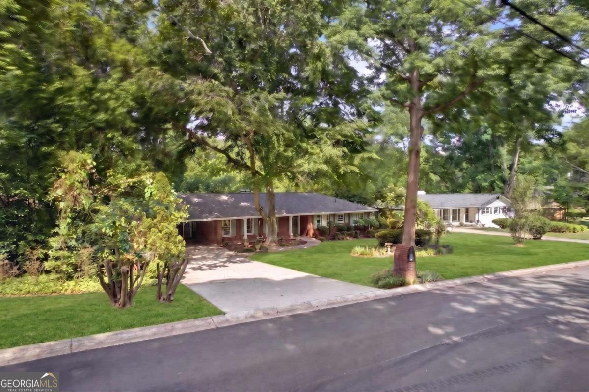 1370 Driftwood CT