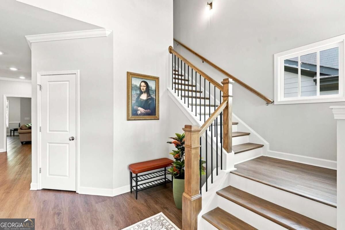 252 Saratoga DR