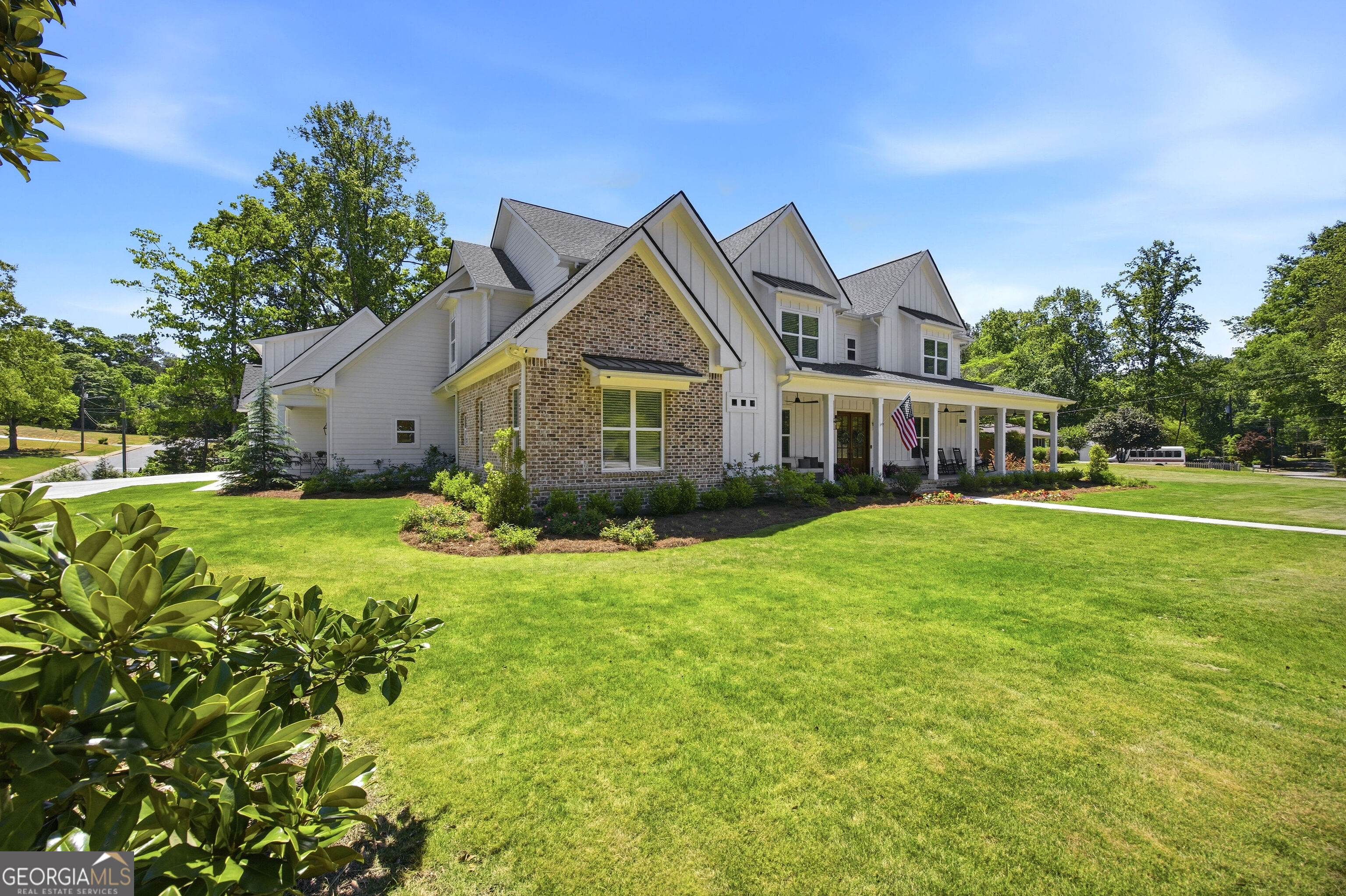 985 Whitehead RD