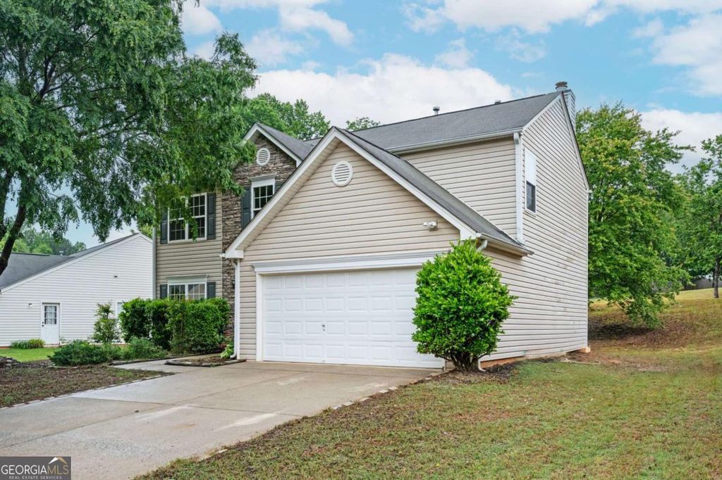 Photo of 3230 Deer Valley Drive NW, Acworth, GA 30101 (MLS # 10723112)