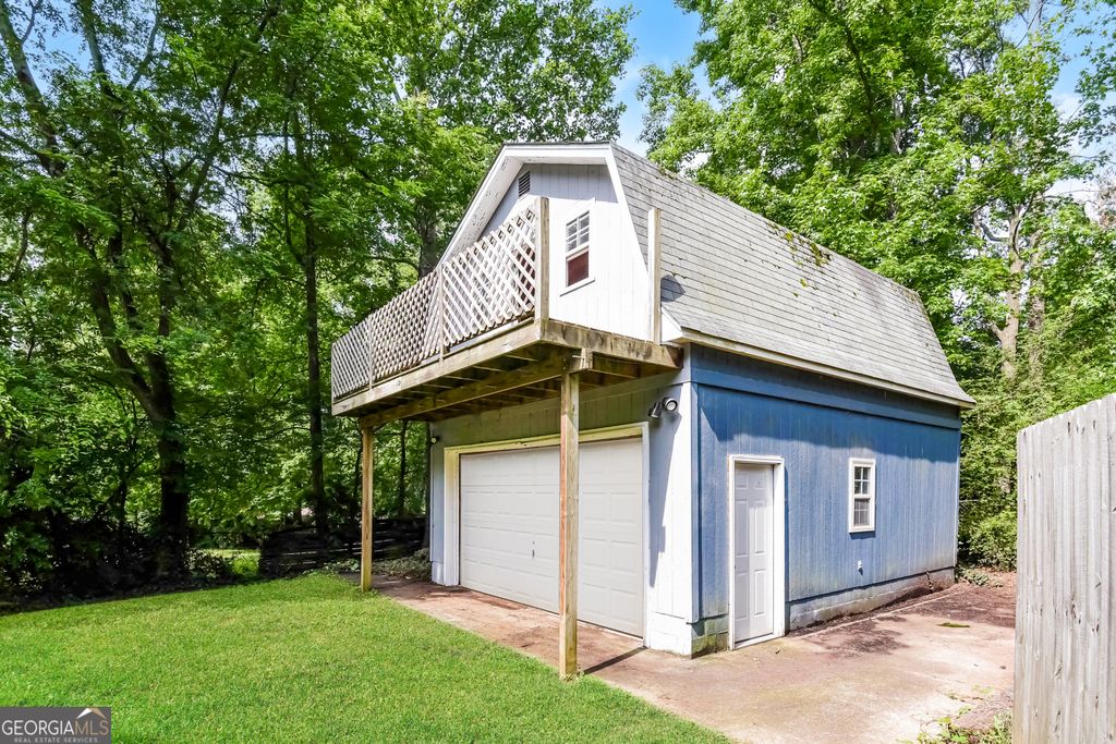 Photo of 6581 Windsor Drive, Acworth, GA 30102 (MLS # 10804613)