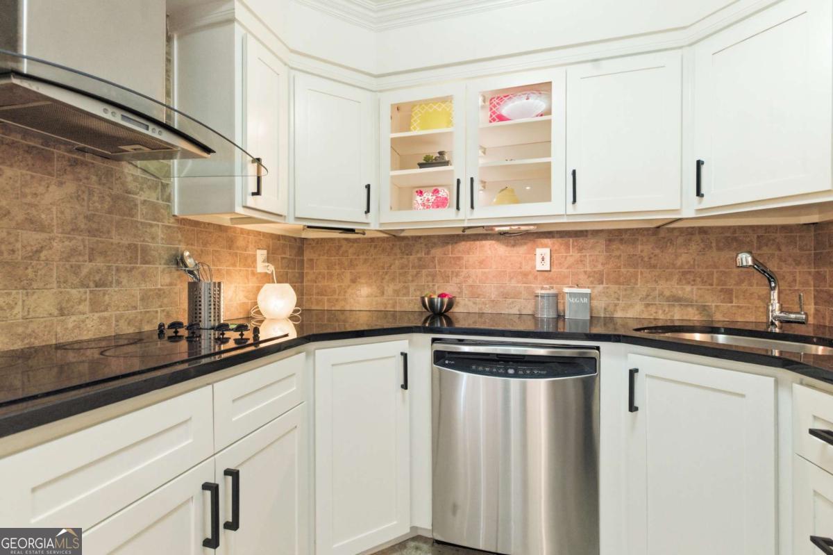 2870 Pharr Court South NW 2505