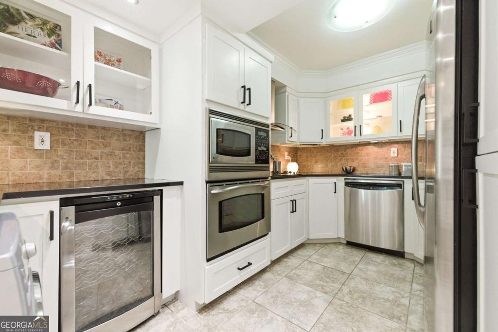 Photo of 2870 Pharr Court South NW #2505, Atlanta, GA 30305 (MLS # 10696986)