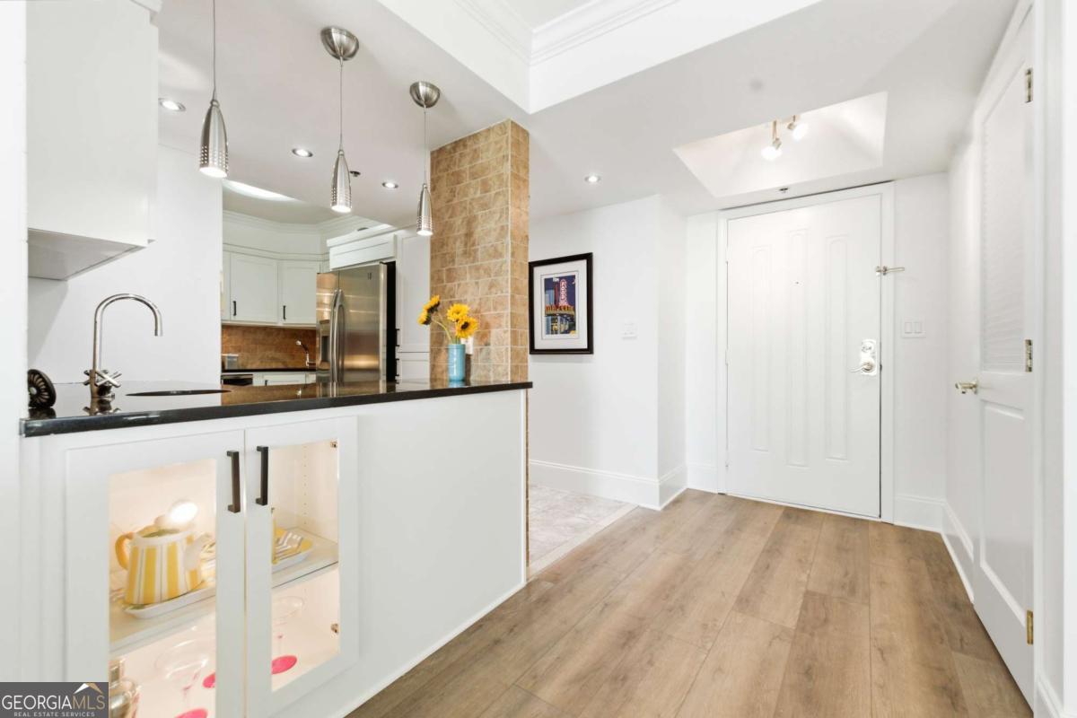 2870 Pharr Court South NW 2505