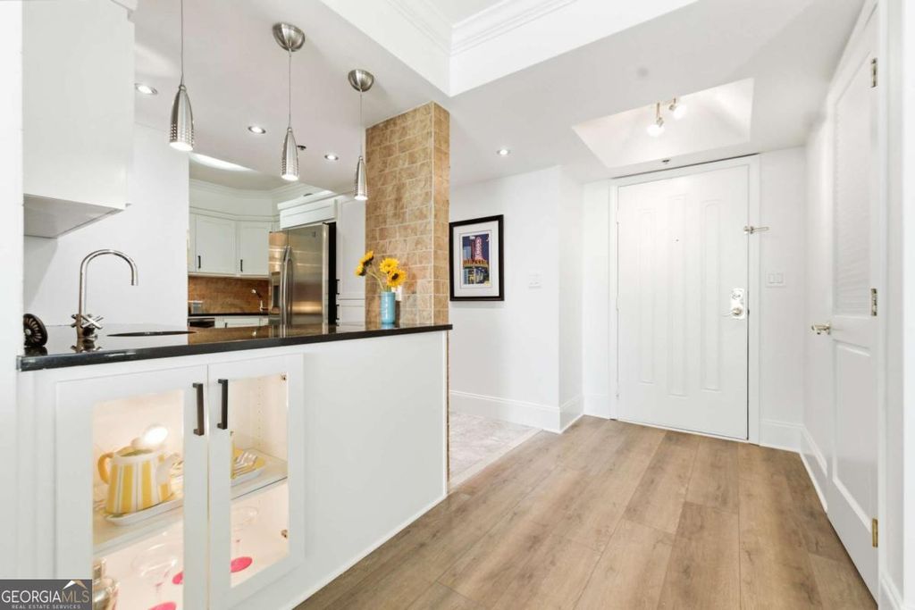 Photo of 2870 Pharr Court South NW #2505, Atlanta, GA 30305 (MLS # 10696986)