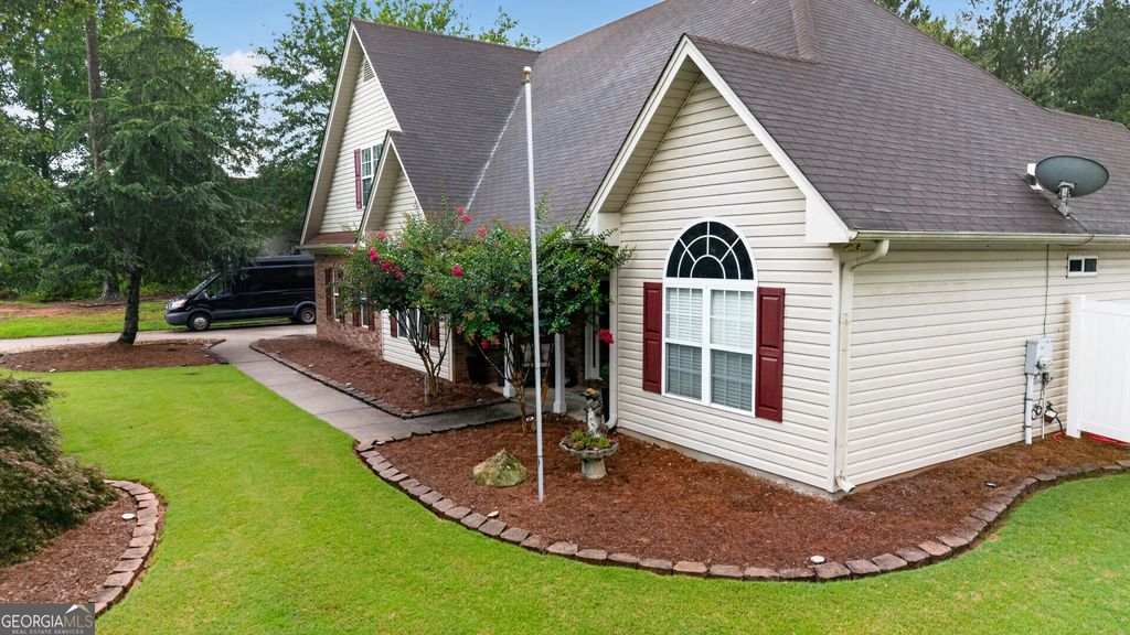 Photo of 118 Rolling Hill Drive, Williamson, GA 30292 (MLS # 10806981)