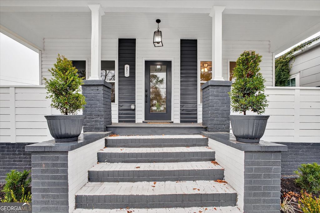 Photo of 227 Glass Street, Savannah, GA 31415 (MLS # 10655191)