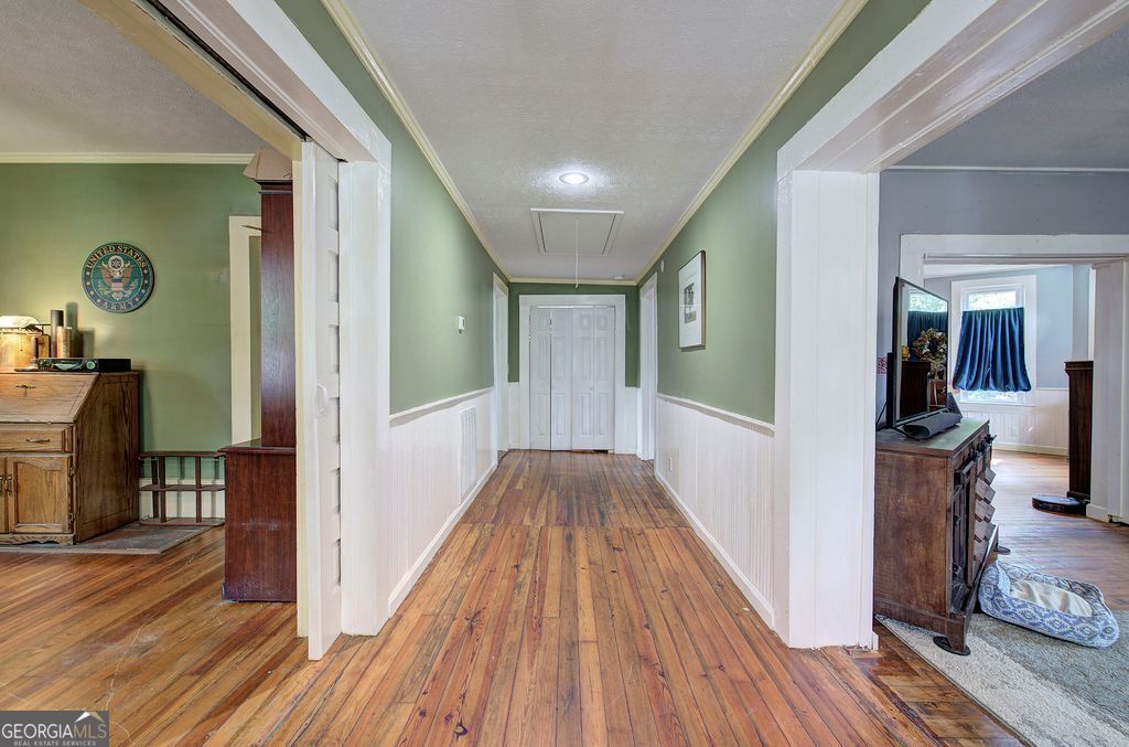 Photo of 36 Shaw Street, Kingston, GA 30145 (MLS # 10756092)