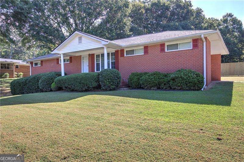 Photo of 24 Beechwood Drive, Cartersville, GA 30120 (MLS # 10846395)