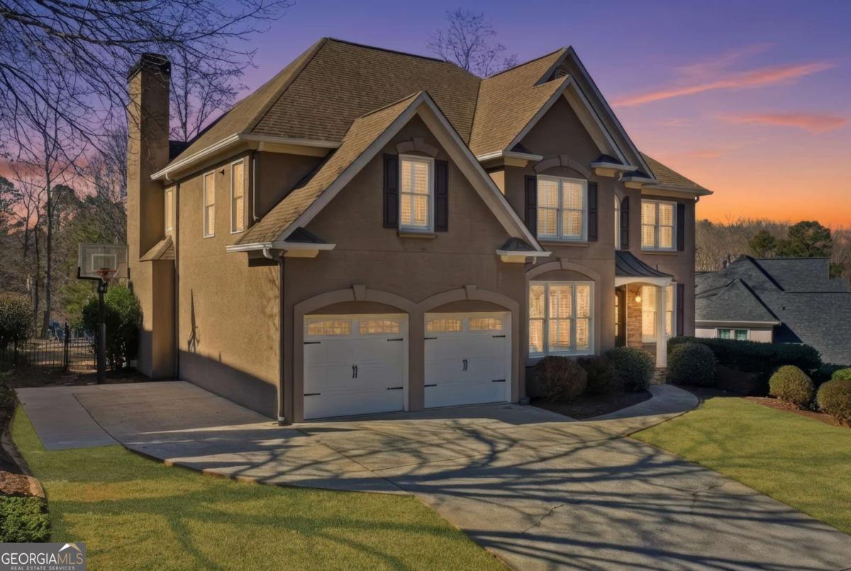 5040 Winding Hills LN