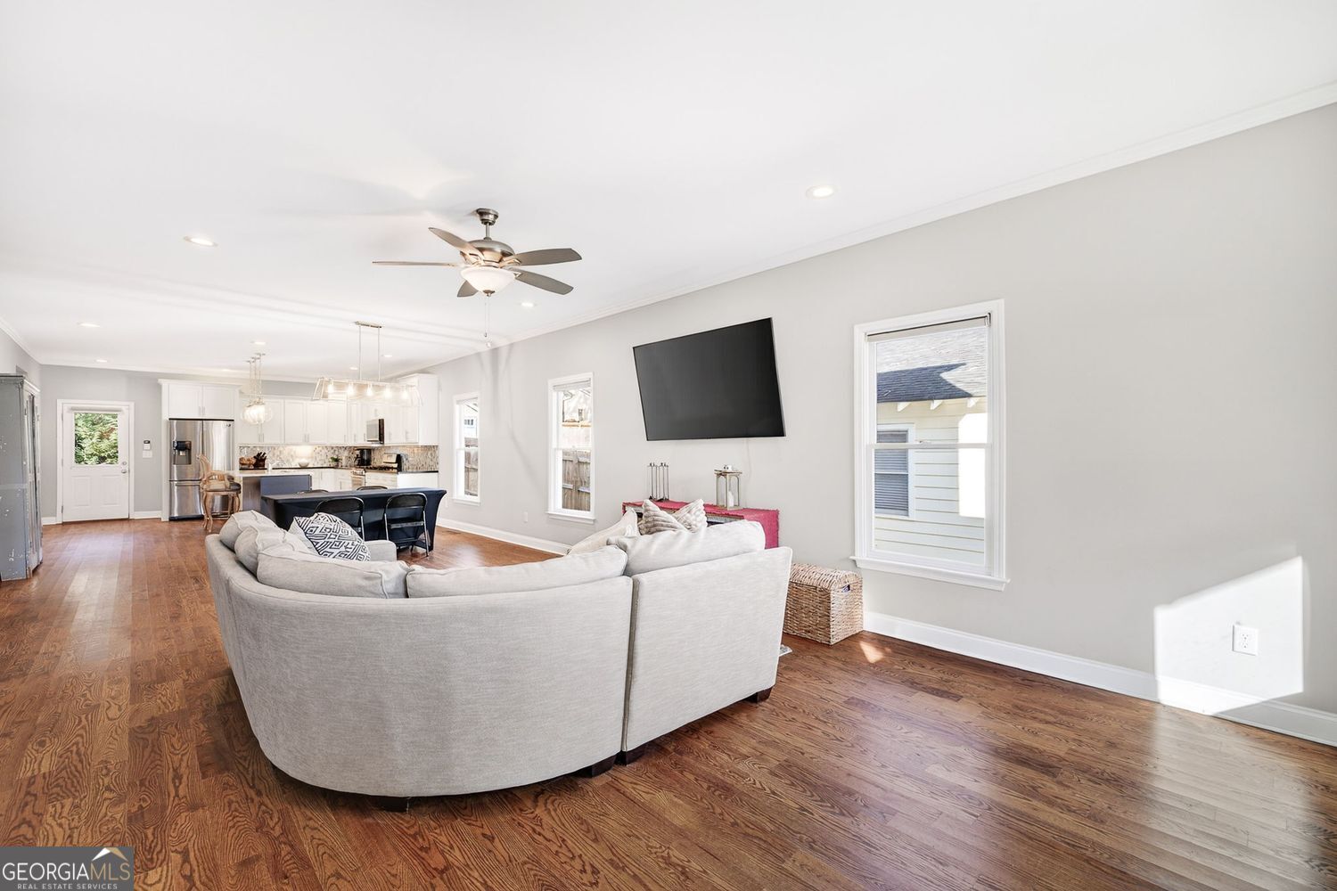 Atlanta, Georgia 30317, United States, 4 Bedrooms Bedrooms, ,4 BathroomsBathrooms,Residential,Active,254107