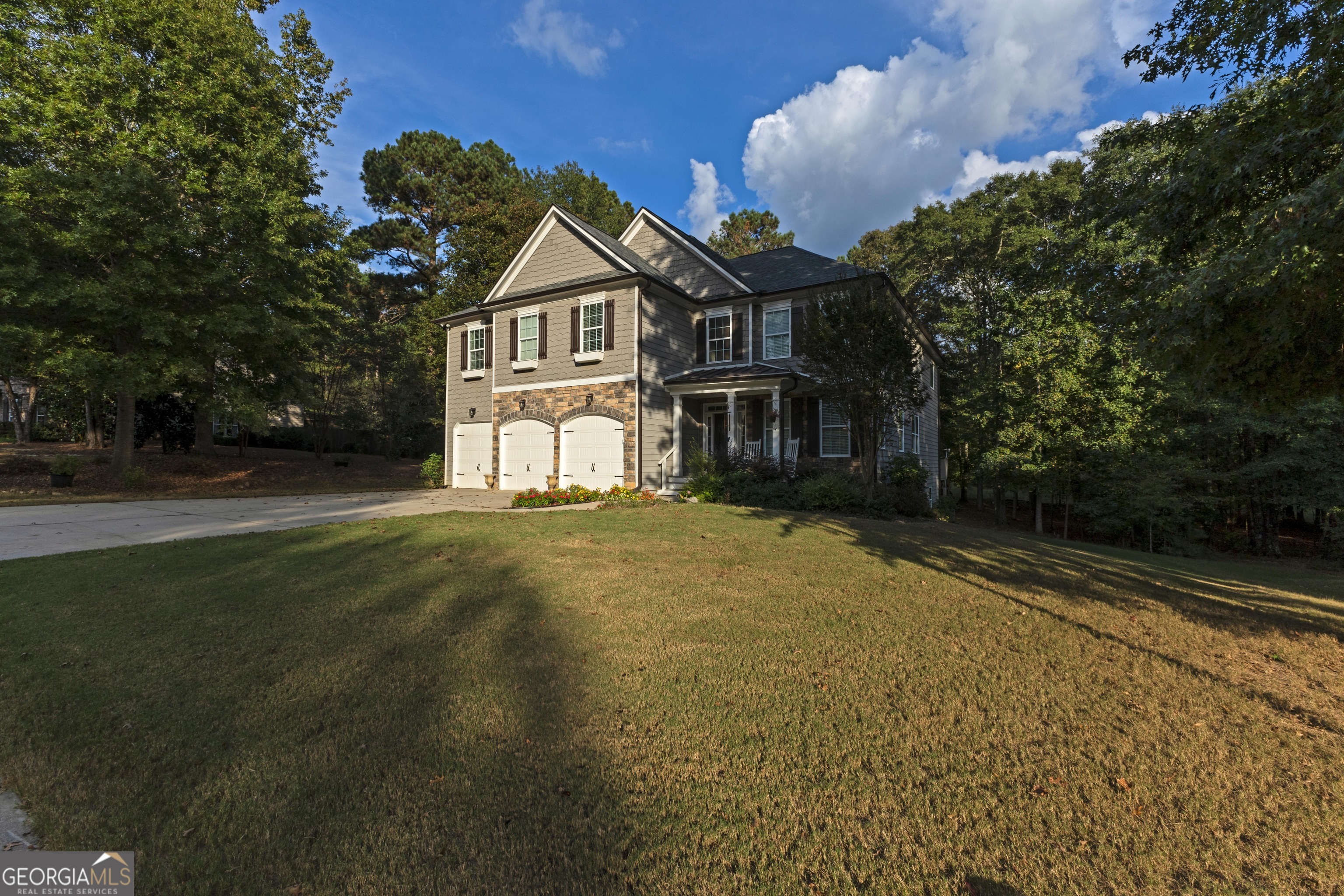 20 Palladian DR