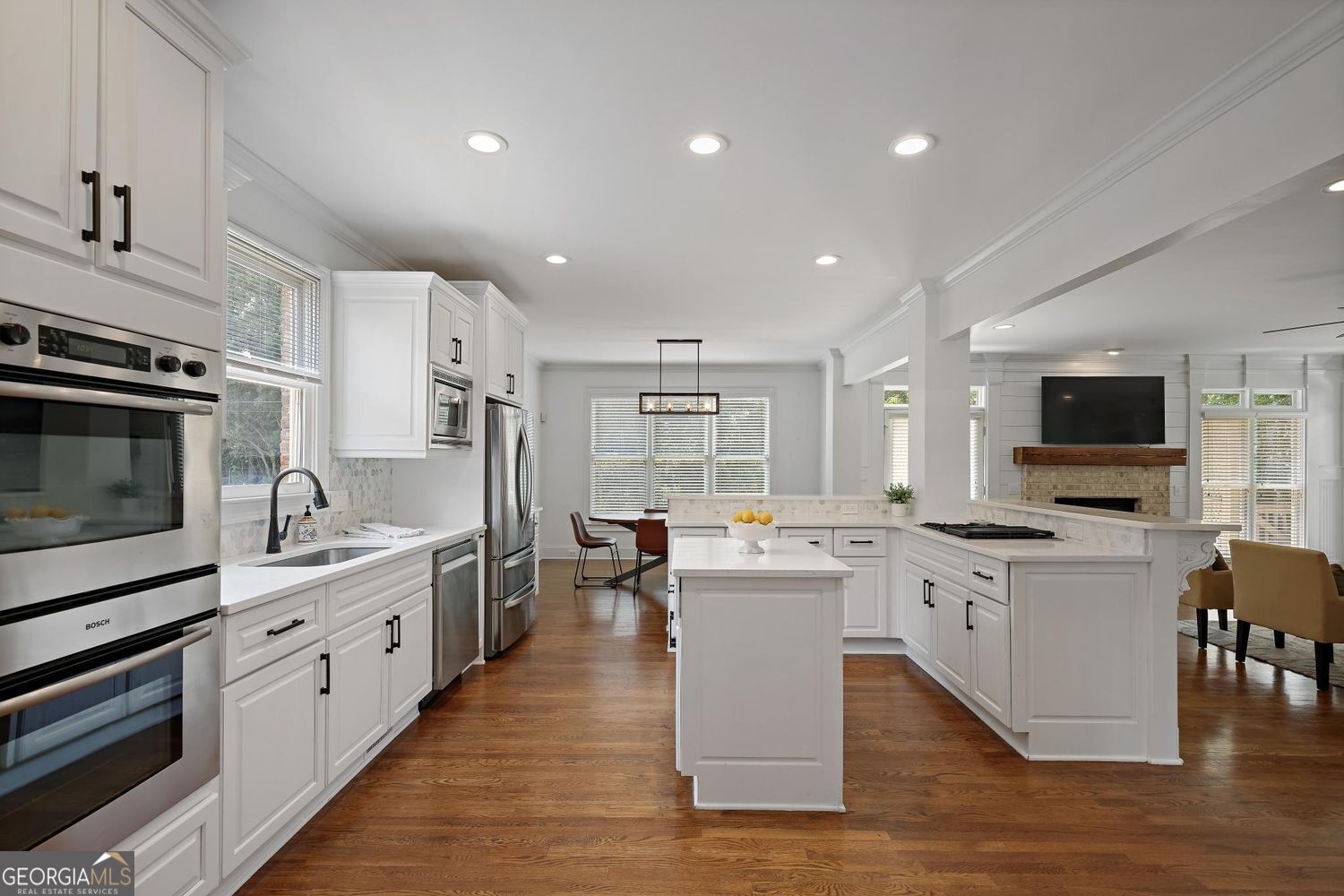 7989 Magnolia SQ