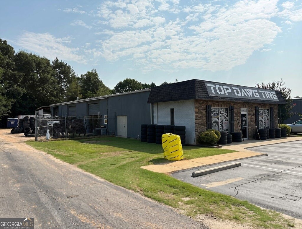 Photo of 4720 Atlanta Highway, Athens, GA 30606 (MLS # 10876721)