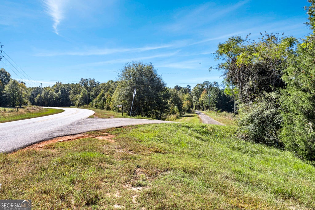 Photo of 12461 N Highway 142, Oxford, GA 30054 (MLS # 10878564)