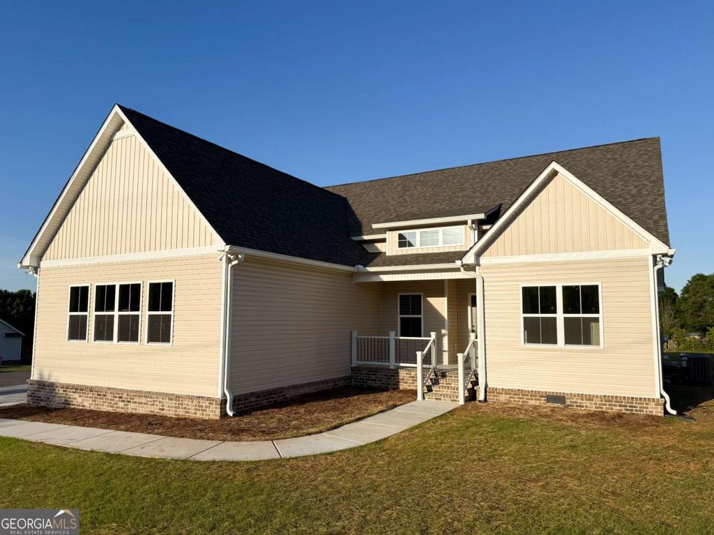 Photo of 113 Mill Stone Lane SE, Calhoun, GA 30701 (MLS # 10766091)