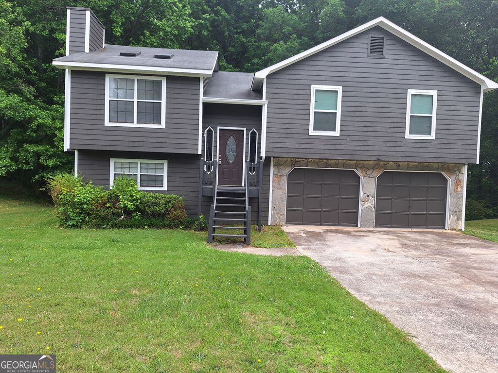 Photo of 2555 Winding Creek Drive, Lithia Springs, GA 30122 (MLS # 10756344)