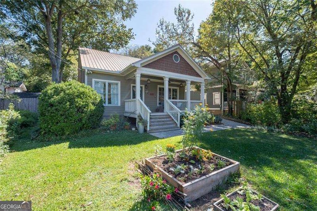 Photo of 199 Locust Street NE, Atlanta, GA 30317 (MLS # 10705346)