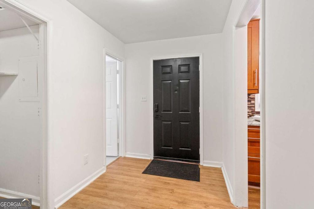 Photo of 874 Baltimore Place SW, Marietta, GA 30064 (MLS # 10738327)