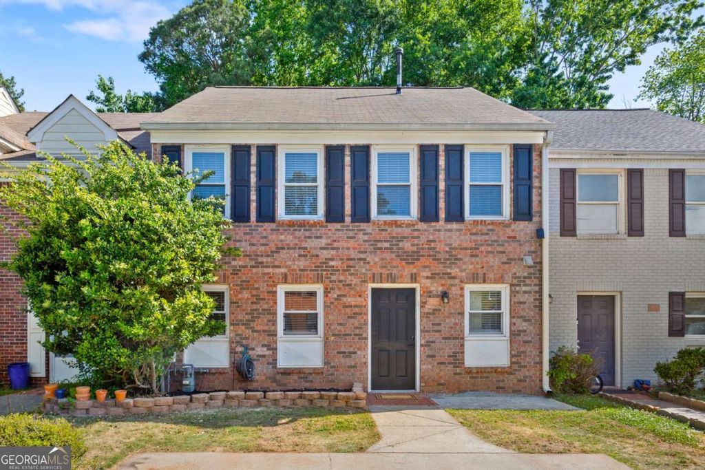 Photo of 874 Baltimore Place SW, Marietta, GA 30064 (MLS # 10738327)