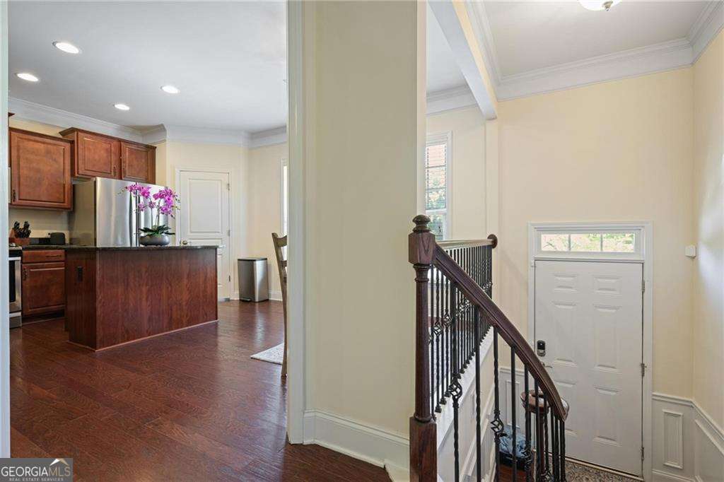 6264 Century Park PL