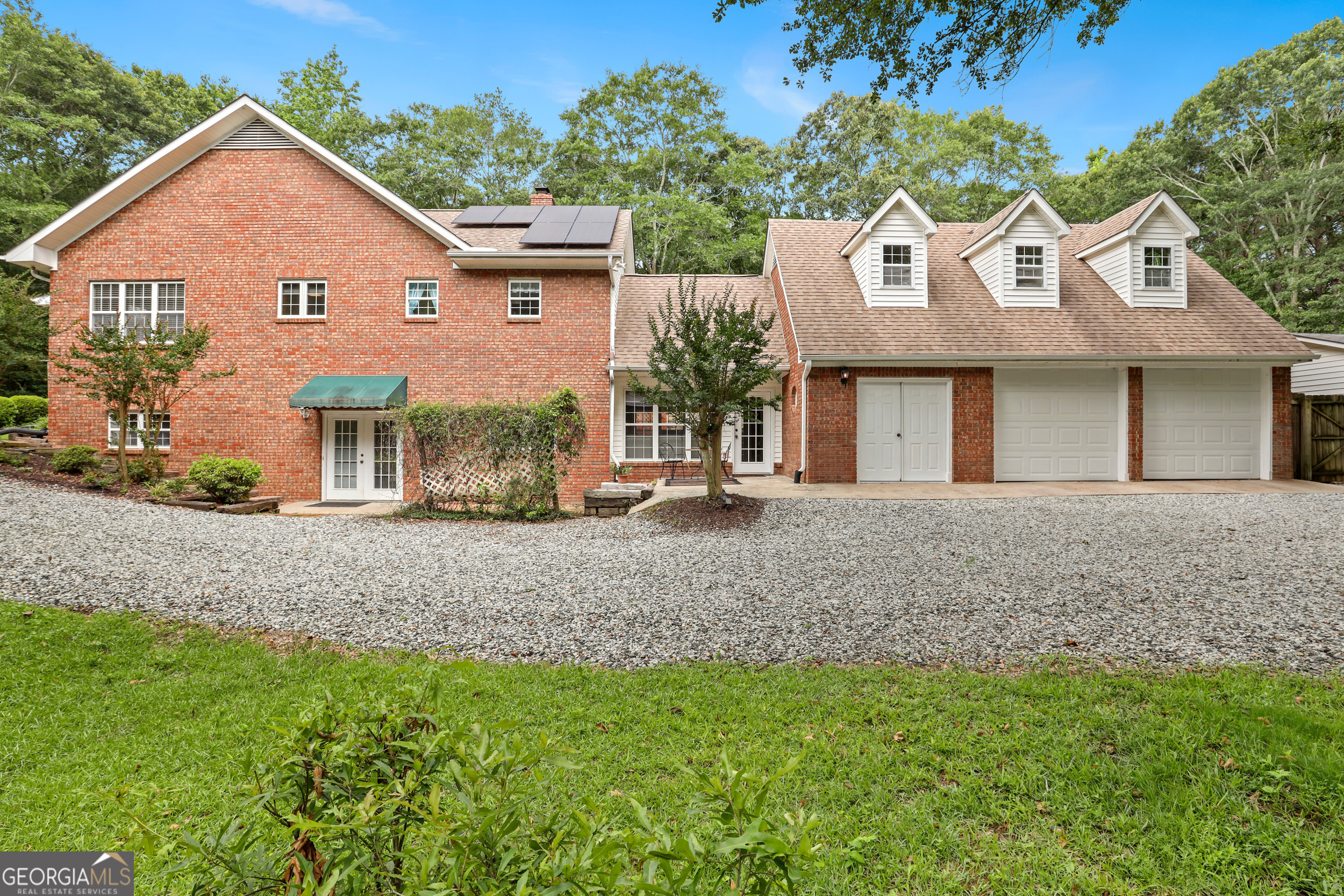 744 Cherokee Ridge RD