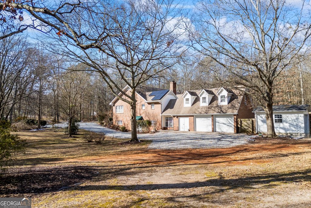 Photo of 744 Cherokee Ridge Road, Canon, GA 30520 (MLS # 10682556)