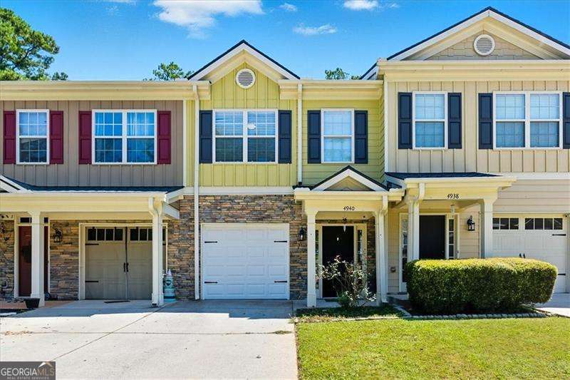 Stunning Renovated Townhome in the Heart of Acworth Welcome to 4940 Parke Brook Drive - a beautifully renovated townhome that blends modern style with everyday convenience. This home is truly move-in ready, offering all the updates today's buyers dream of and a location that puts entertainment, shopping, dining, and recreation right at your fingertips. Home Features Step inside and discover: * Bright, open-concept living with fresh paint, new flooring, and updated fixtures throughout. * Gourmet-inspired kitchen featuring sleek countertops, modern cabinetry, and stainless-steel appliances - perfect for cooking, entertaining, and gathering with loved ones. * Spacious bedrooms with generous closets and updated bathrooms designed with both style and function in mind. * Private outdoor space for relaxing mornings with coffee or evenings spent unwinding. * A low-maintenance lifestyle in a well-kept community, giving you more time to enjoy everything around you. Location & Lifestyle Living here means you'll never run out of things to do! * Just minutes from Downtown Acworth & Historic Kennesaw, where boutique shopping, cafes, and local events keep the energy buzzing year-round. * Quick access to Lake Acworth and Lake Allatoona - perfect for boating, fishing, kayaking, or just a day by the water. * Near Cobblestone Golf Course for golf enthusiasts. * Only a short drive to Truist Park & The Battery Atlanta for Braves games, concerts, fine dining, and nightlife. * Everyday conveniences are right around the corner: Publix, Target, Home Depot, and countless restaurants all within minutes. * Easy commuter access with I-75 and Hwy 41 nearby, making trips to Atlanta or surrounding areas effortless. Why You'll Love It This renovated townhome is not just a house - it's a lifestyle upgrade. Whether you want to host friends, explore Acworth's vibrant community, or enjoy the peace of your stylish retreat, 4940 Parke Brook Drive delivers it all. Don't miss your chance to make this beautifully updated home yours - schedule your showing today and experience the perfect balance of comfort, convenience, and charm!