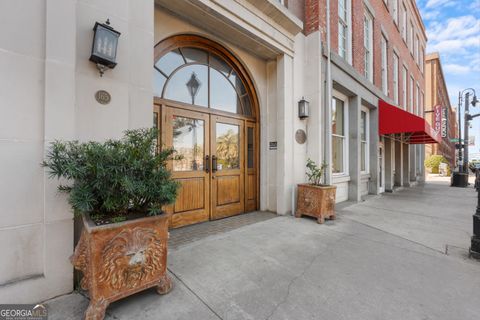 Property photo of 165 w bay st 402w, savannah, GA 31401