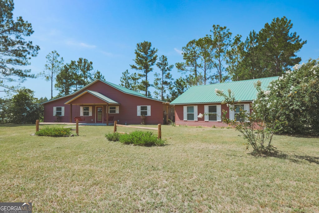 Photo of 3733 Oak Hill Road, Blackshear, GA 31516 (MLS # 10837877)