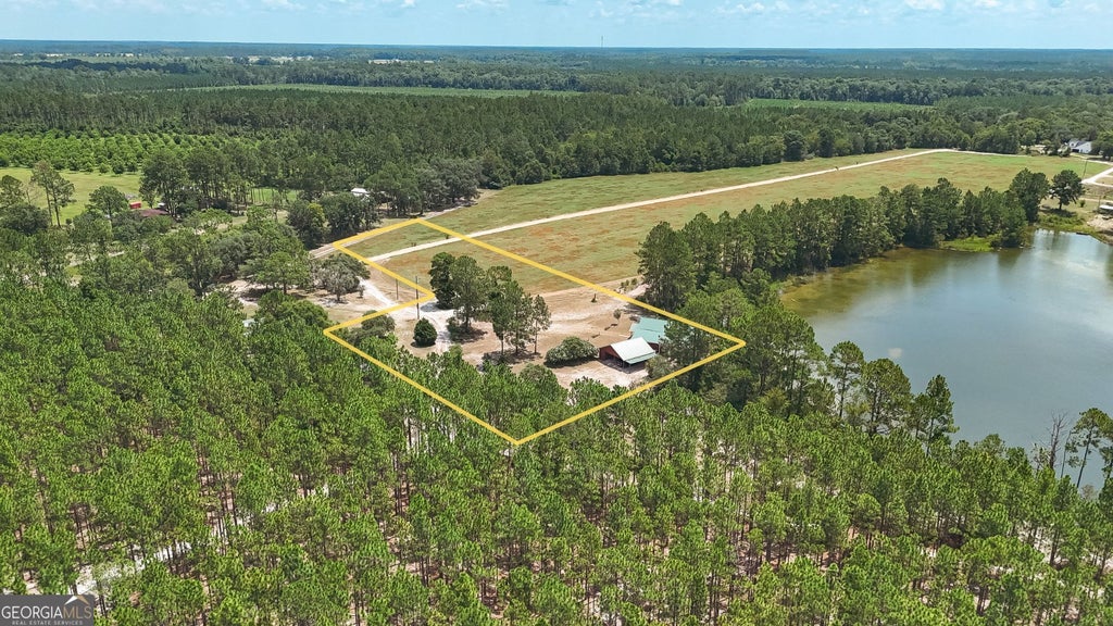 Photo of 3733 Oak Hill Road, Blackshear, GA 31516 (MLS # 10837877)