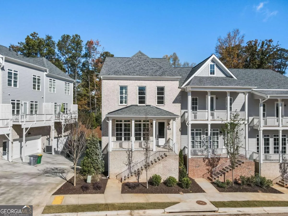 2035 Parkside Lane