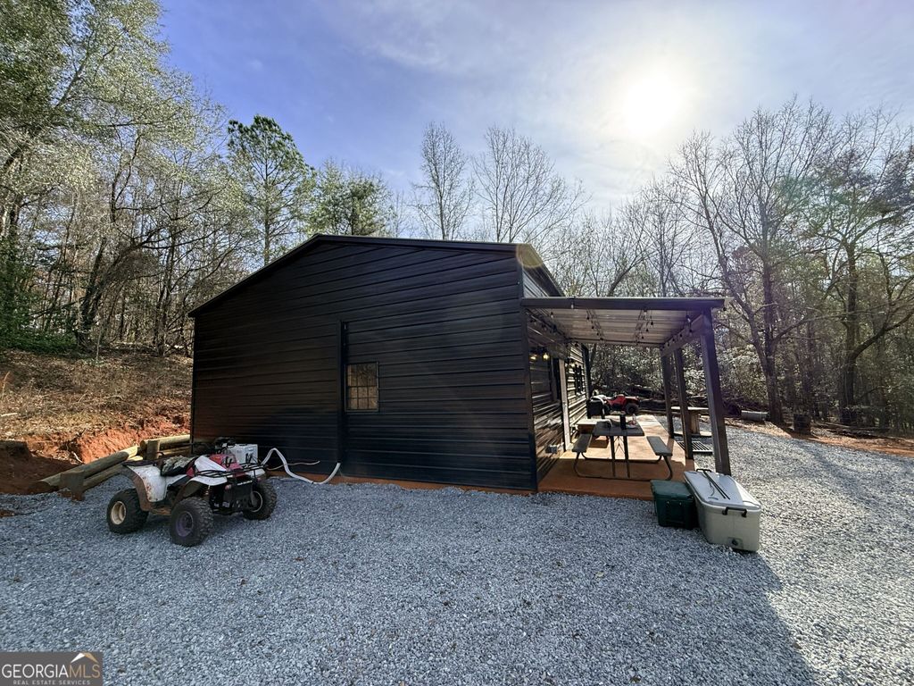 Photo of 301 Beaver Dam Road, Toomsboro, GA 31090 (MLS # 10689597)