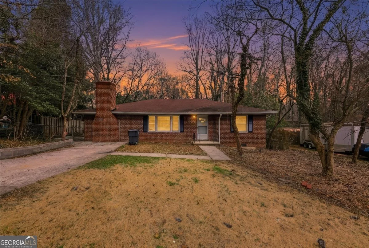 124 Larose Circle