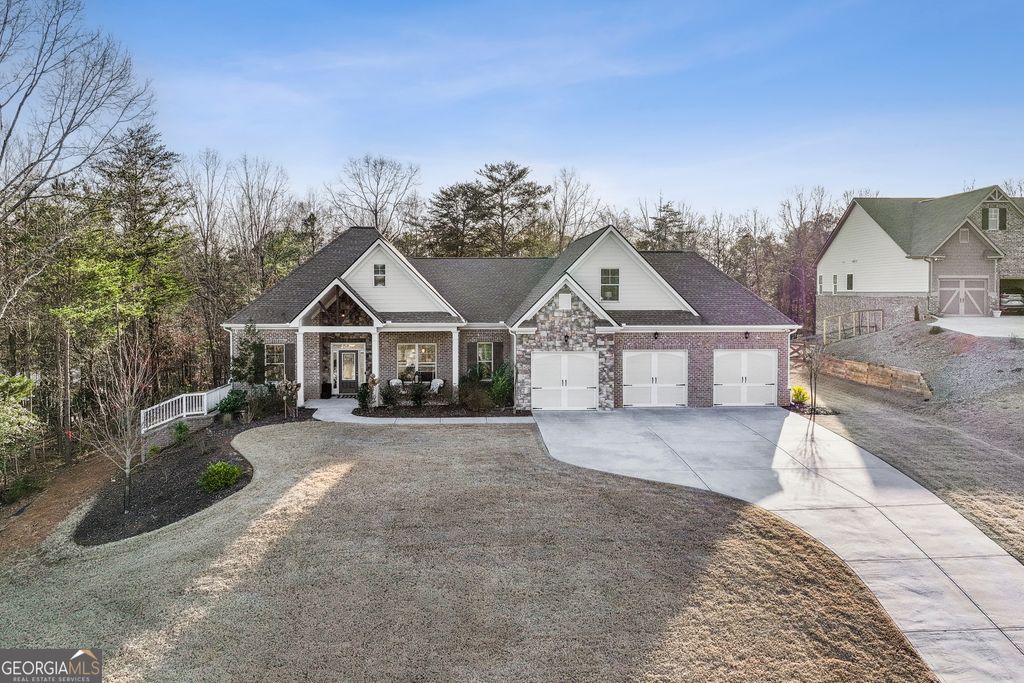 Photo of 3427 Dockside Shores Drive, Gainesville, GA 30506 (MLS # 10701734)