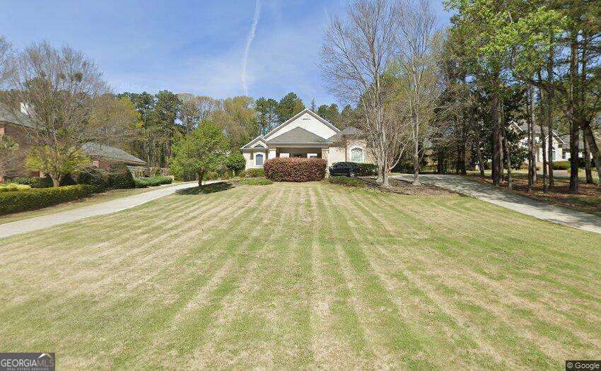 2007 Pine Forest CT