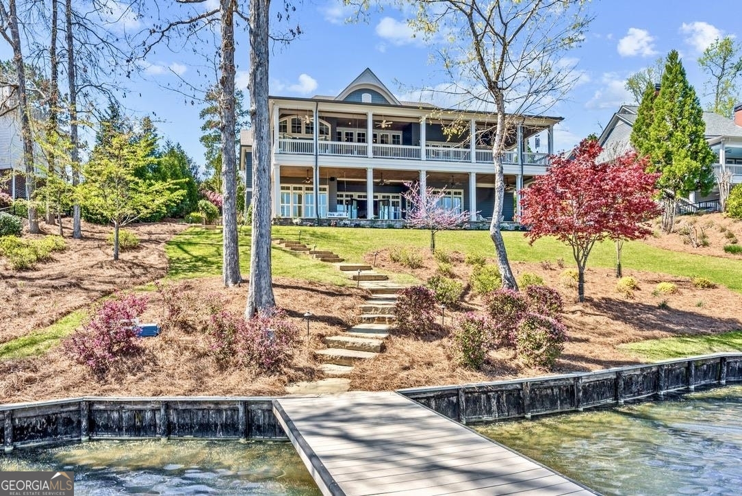 1611 Lighthouse CIR