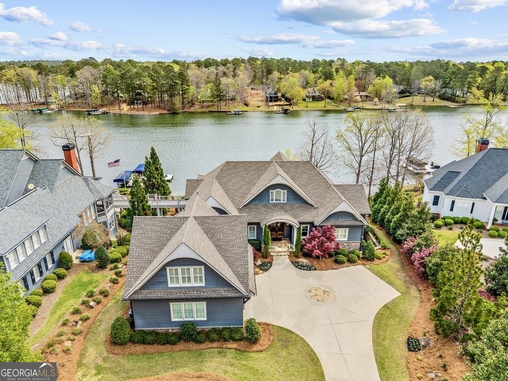 1611 Lighthouse CIR