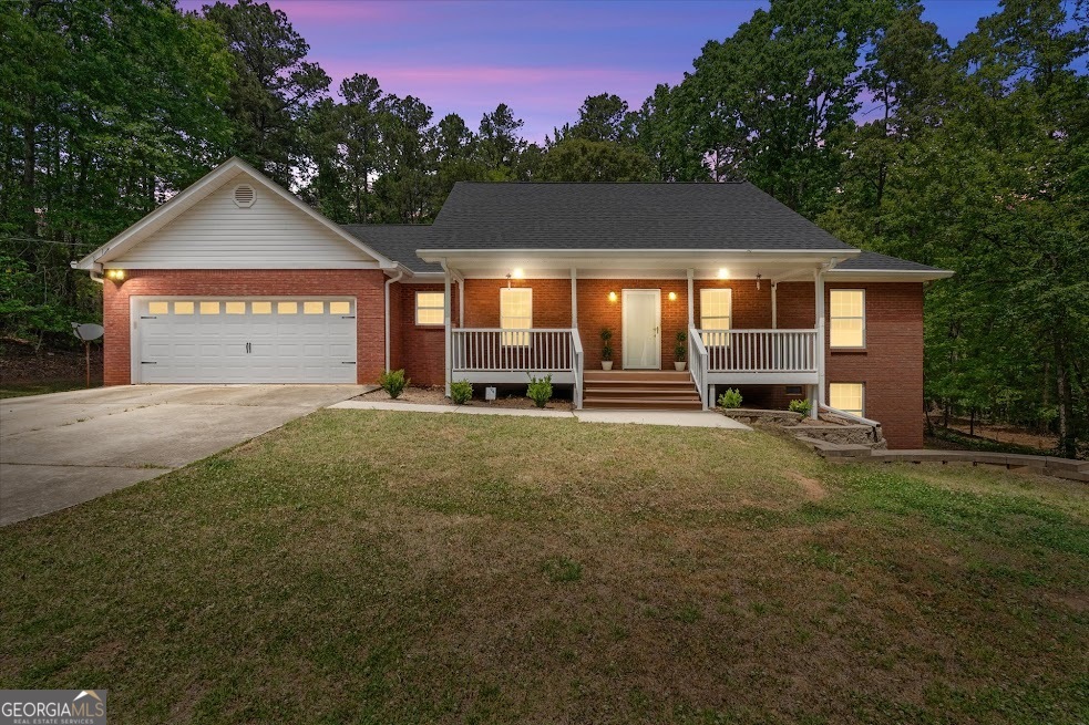 7946 Lambert RD
