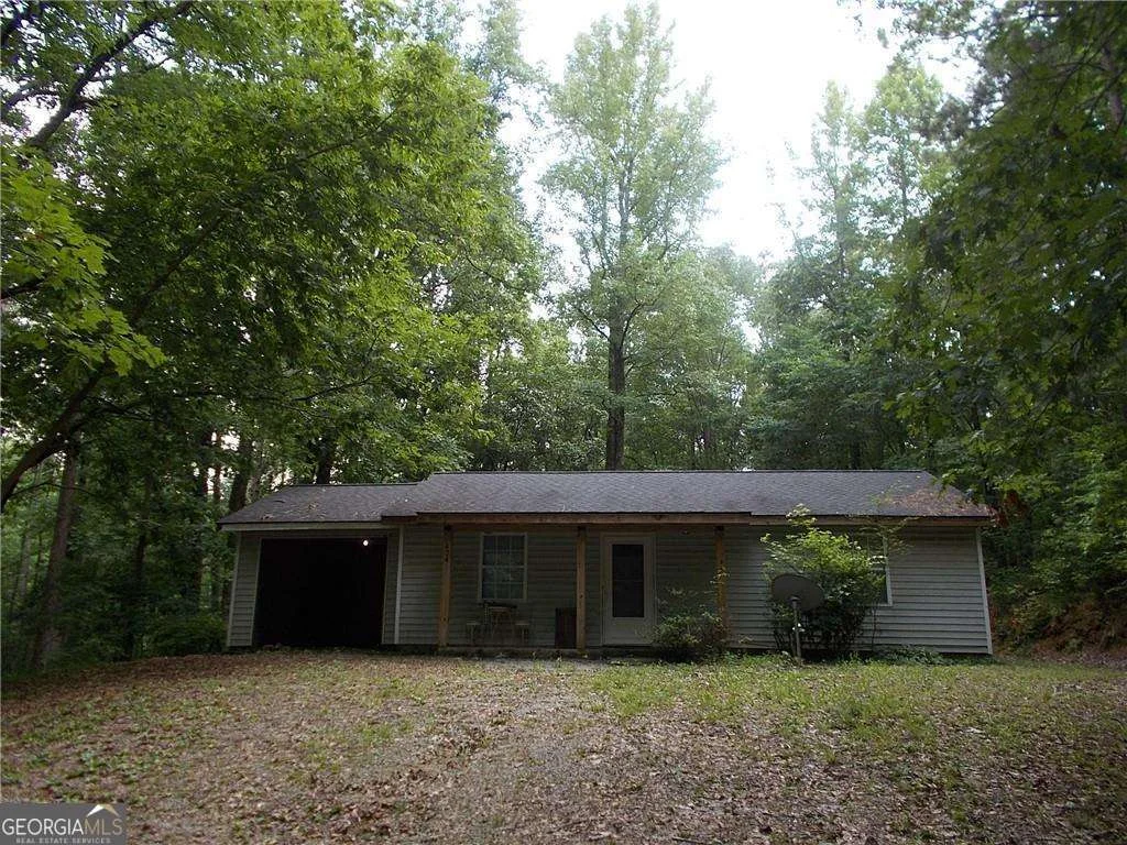 434 Old Jones Road, Whitesburg, GA, 30185