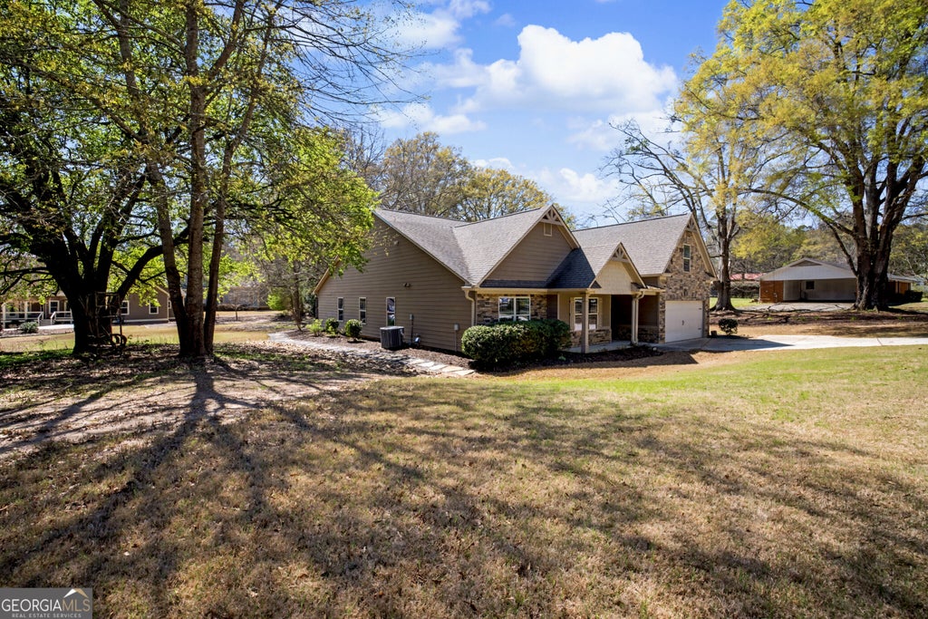 Photo of 340 Grady Avenue, Fayetteville, GA 30214 (MLS # 10790316)