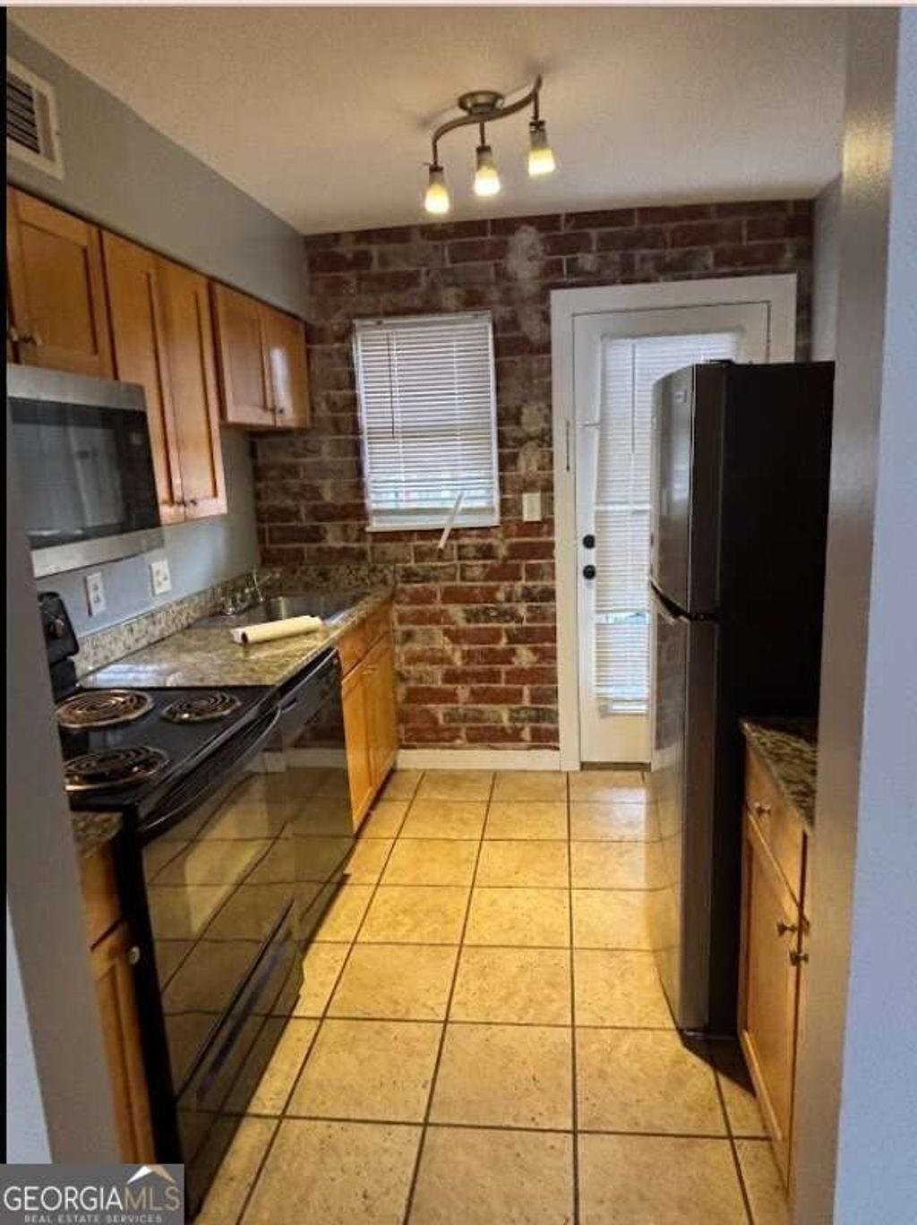 Photo of 561 Formwalt Street SW #5, Atlanta, GA 30312 (MLS # 10686034)