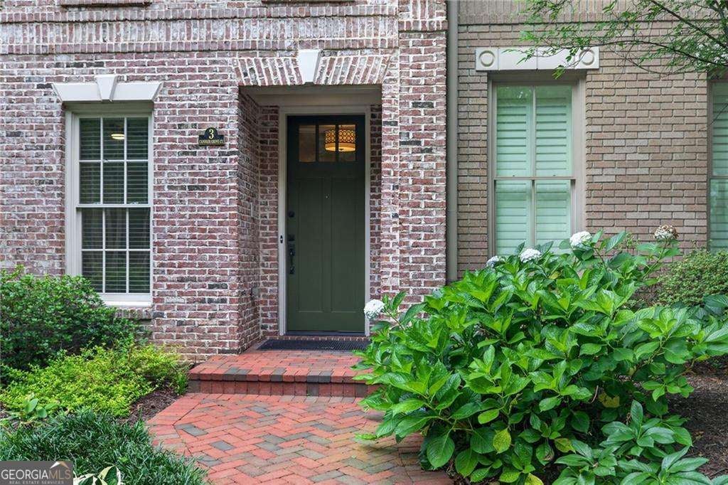 3 Candler Grove CT