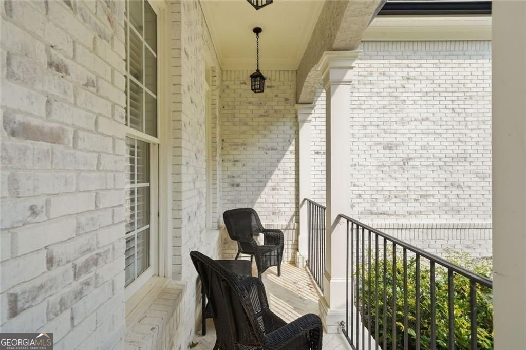 5025 Towne Lake HL N